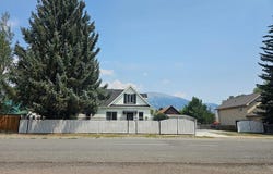 212 Pine Street, Mackay, ID 83251