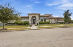402 Appaloosa Run, Argyle, TX 76226