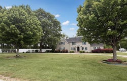 34085 DRUMMOND RD, CRADDOCKVILLE, VA 23341