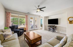 2725 E NARROWLEAF Drive, Gilbert, AZ 85298