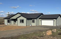 12213 S Stangland Rd, Medical Lake, WA 99022