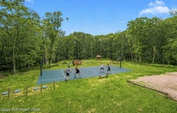 121 Whispering Pines, Freeland, PA 18224