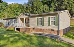 138 Burl Oaks Drive NE, Cleveland, TN 37323