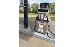 1207 W Malone Avenue, Sikeston, MO 63801