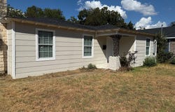 3233 Springview Avenue, Dallas, TX 75216