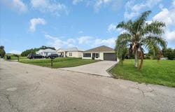 908 RIVERSIDE Drive SW, Moore Haven, FL 33471