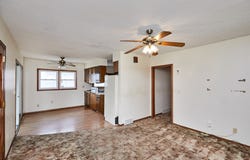 3502 Wright Street, Des Moines, IA 50316