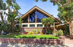 1706 E Ocean Boulevard, Newport Beach, CA 92661
