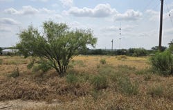 736 Chula Vista Rd., Eagle Pass, TX 78852