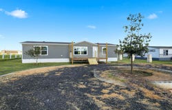 17111 NUEVA VIDA LN, Atascosa, TX 78002