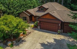 24620 E Bright Ave, Welches, OR 97067