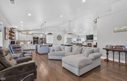 4873 Old Stage Road, Central Point, OR 97502