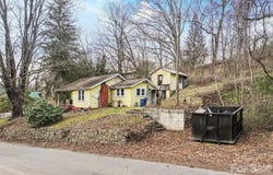 75 Travis Street, Clyde, NC 28721