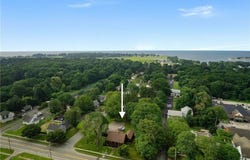 130 E Main Street, Clinton, CT 06413