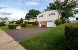 930 E 5TH Street, Berwick, PA 18603