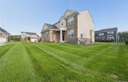24886 Canoe Drive, Macomb Twp, MI 48042