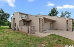 302 Harbor Point Place, Springfield, IL 62712