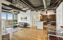 1 E LEXINGTON Avenue, Phoenix, AZ 85012
