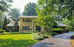 111 Claremont Rd, Oak Ridge, TN 37830