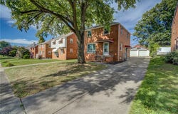 9725 S Highland Avenue, Garfield Heights, OH 44125