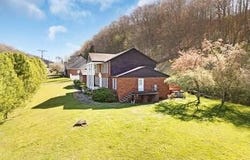 152 Daniels, Banner, KY 41603