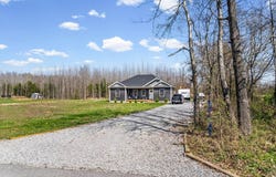 352 Scott Rd, SHARON GROVE, KY 42280