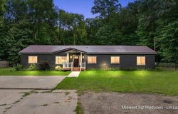 8270 Bradley Road, Belding, MI 48809