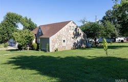 339 First St First, Summersville, MO 65571