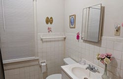 1038 E Marengo Avenue, Flint, MI 48505