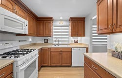 26734 Winsome Circle, Newhall, CA 91321