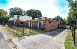 412 & 404 WHITE St, Benton, AR 72015