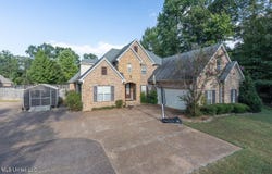 2670 Emerald Way Drive, Hernando, MS 38632