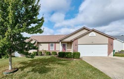 209 Gentle Pine Lane, Winfield, MO 63389
