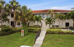 1802 MARINER Drive E, TARPON SPRINGS, FL 34689