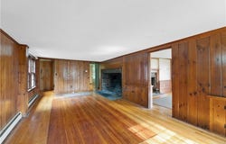 130 E Main Street, Clinton, CT 06413