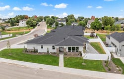 530 Mountain Loop Rd, Middleton, ID 83644