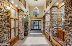 5450 E DEER VALLEY Drive, Phoenix, AZ 85054