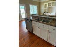 304 Chase Ridge Dr, Dothan, AL 36301