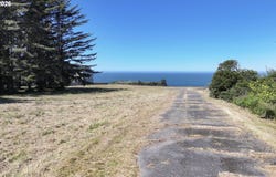 CHETCO AVE, Brookings, OR 97415
