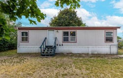 3920 E Center Rd, Mead, WA 99021