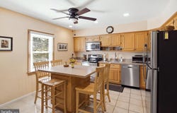 6 CARRIAGE WALK CT, BALTIMORE, MD 21234