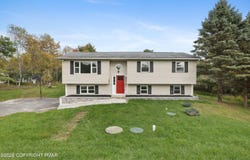 1541 Ann Lane, Effort, PA 18330