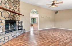 13906 Elm Drive, Plato, MO 65552