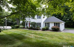 10 Curtis Road, Middlebury, CT 06762