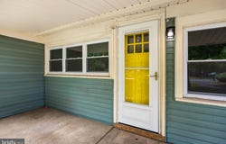 33 OREGON Avenue, MOUNT LAUREL, NJ 08054