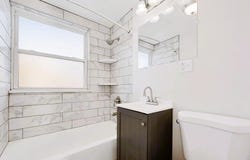 50 E 37th Street, Chicago, IL 60653