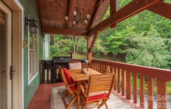 116 Ivy Road, Mills River, NC 28759