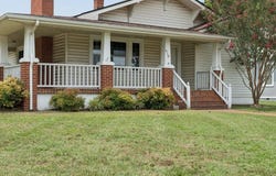 410 S Franklin Boulevard, Gretna, VA 24557