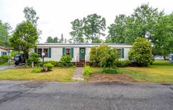 53 River Ledge Drive, Goffstown, NH 03045