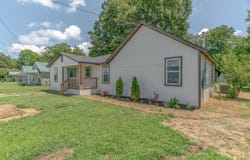 105 School Street, Bay, AR 72411